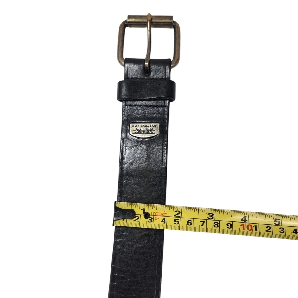 Levi Strauss & Co Leather Belt Size 40 Black Distressed Vintage Style Casual Men